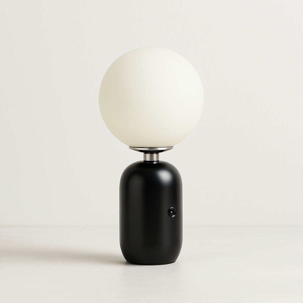Luminária de Mesa Moderna Minimalista Metal Meggi Fate