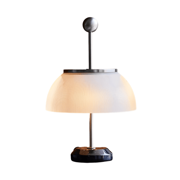 Luminária de Mesa Abajur Moderna Minimalista Metal Vidro Urlin - ORNE™ — decor studio