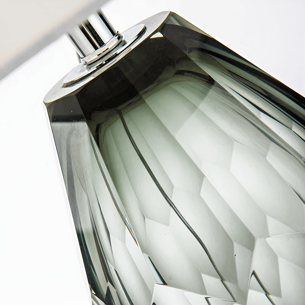 ORNE — decor studio - Luminária de Mesa Abajur Moderna Minimalista Vidro Azro - undefined