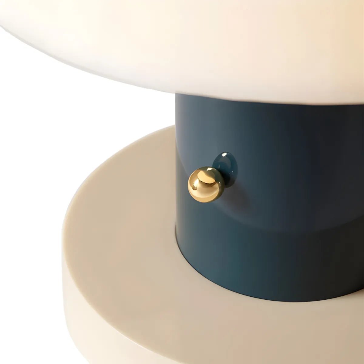 Luminária de Mesa Moderna Minimalista Cogumelo Nira - ORNE™ — decor studio