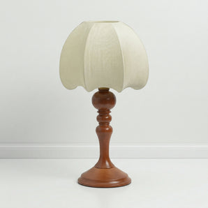 Luminária de Mesa Abajur Clássico Moderno Madeira Nogueira Tecido LED Irpina — ORNE