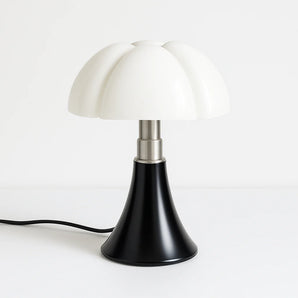 Luminária de Mesa Abajur Moderna Contemporânea Metal Vidro Solei - Preto / Ø27x35cm / Branco Quente (3000K) - ORNE™